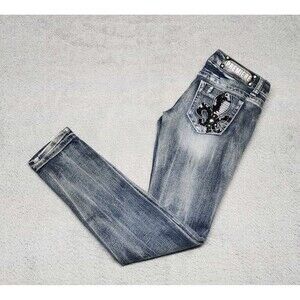 Premiere by Rue 21 Jeans Womens 3/4 Skinny Low Rise Distressed Sequin Pockets Y2